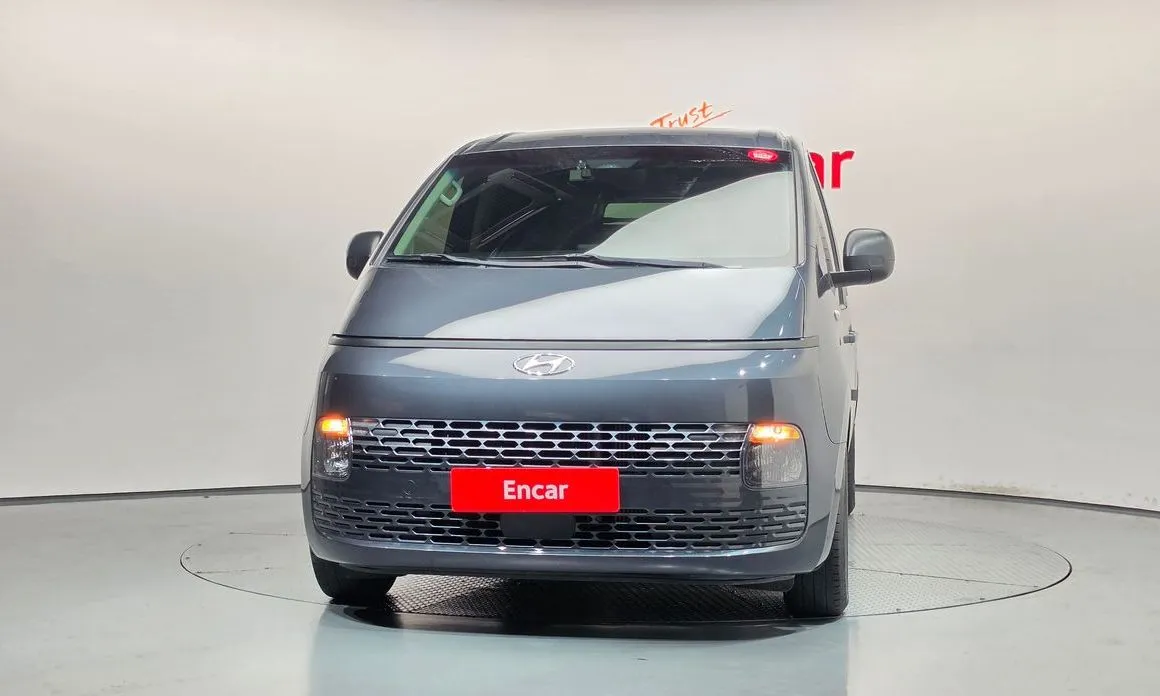 Hyundai Staria — фото 2
