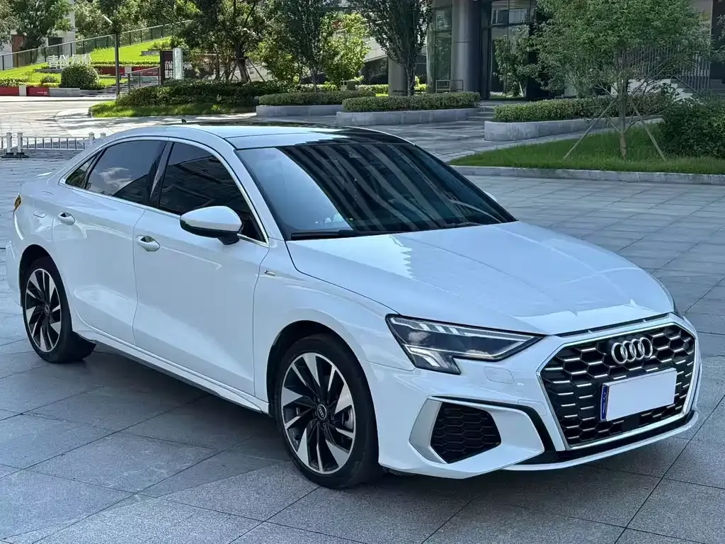Audi A3 — фото 9