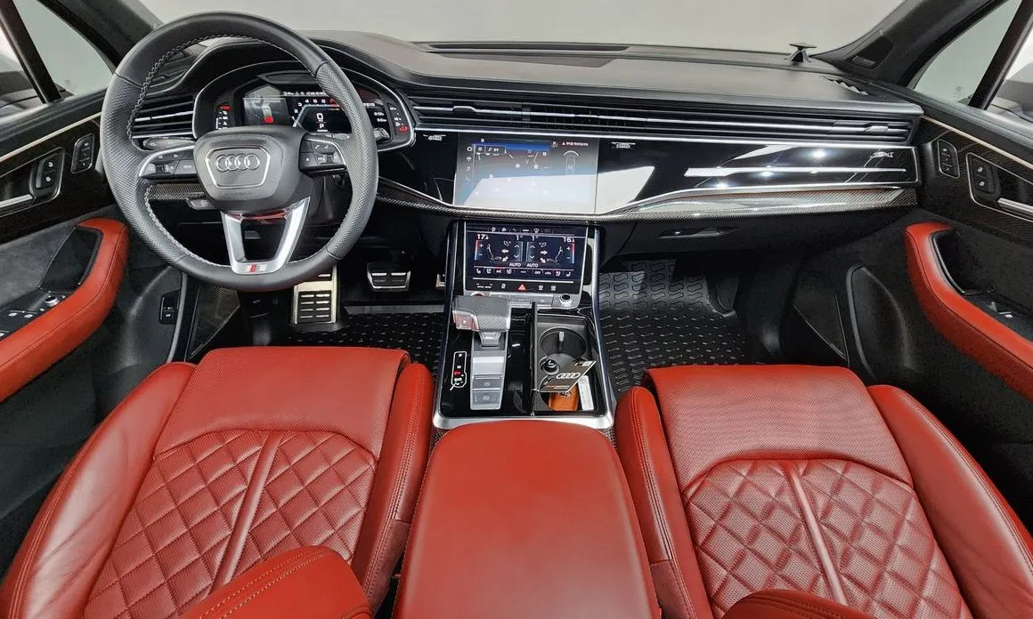 Audi SQ7 — фото 10