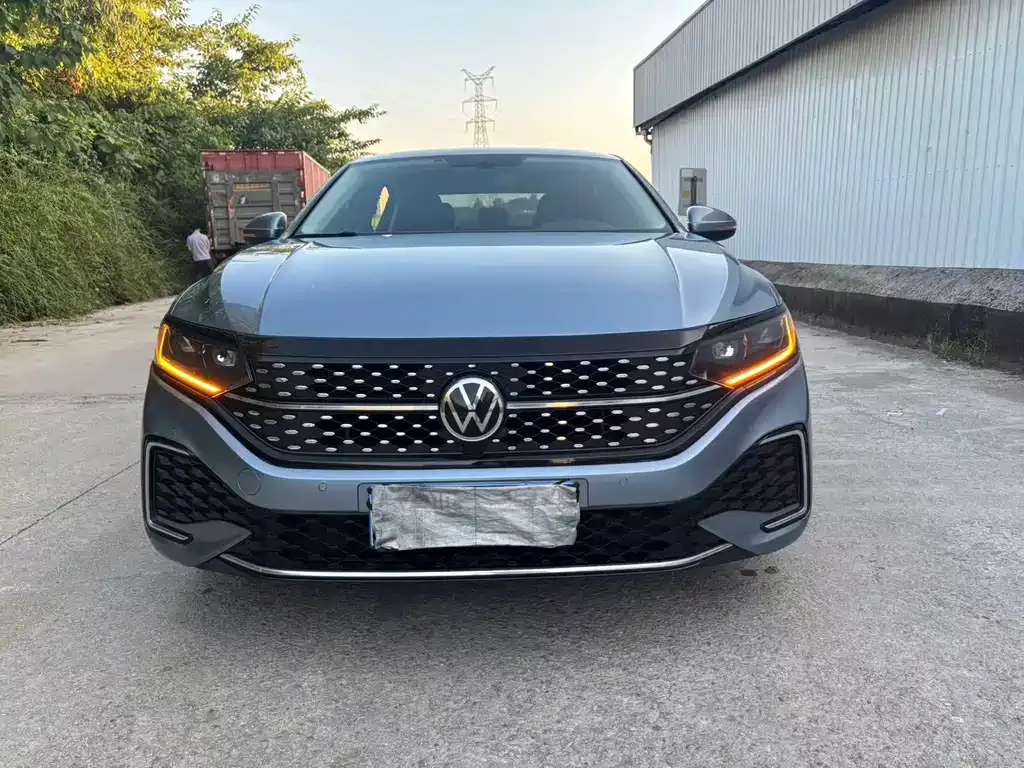 Volkswagen Passat — фото 9