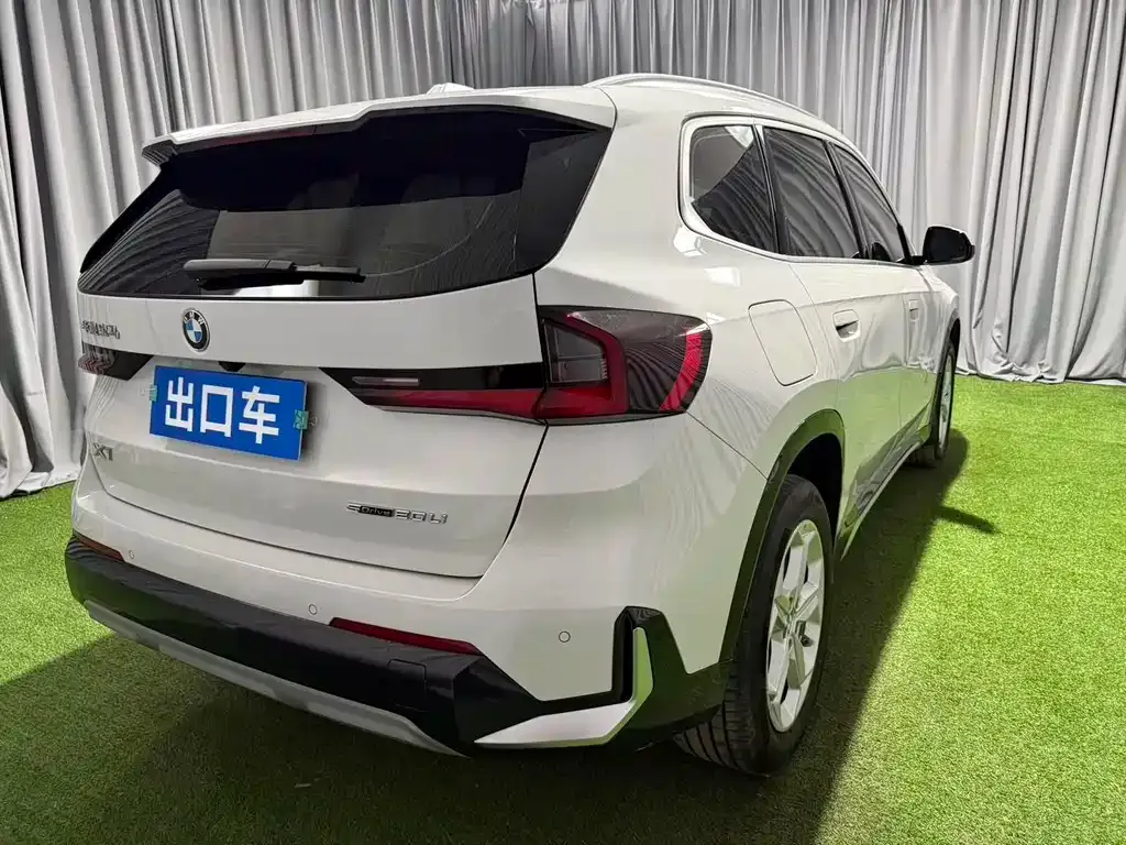 BMW X1 — фото 4