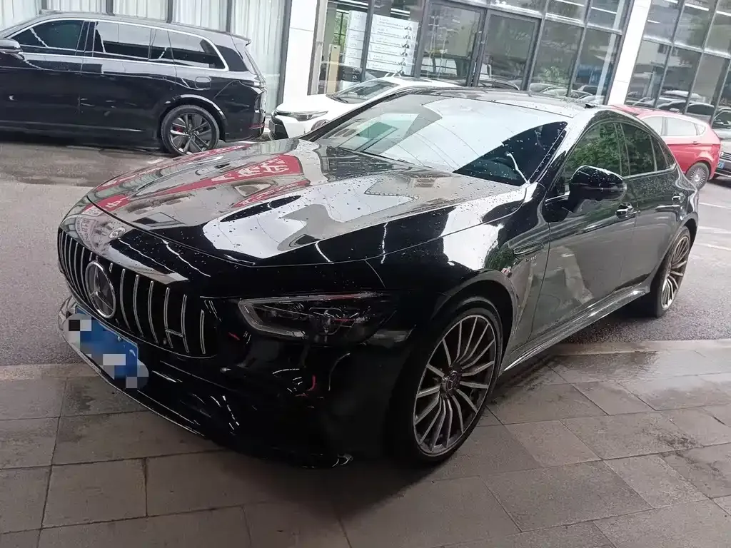 Mercedes-Benz AMG GT — фото 1