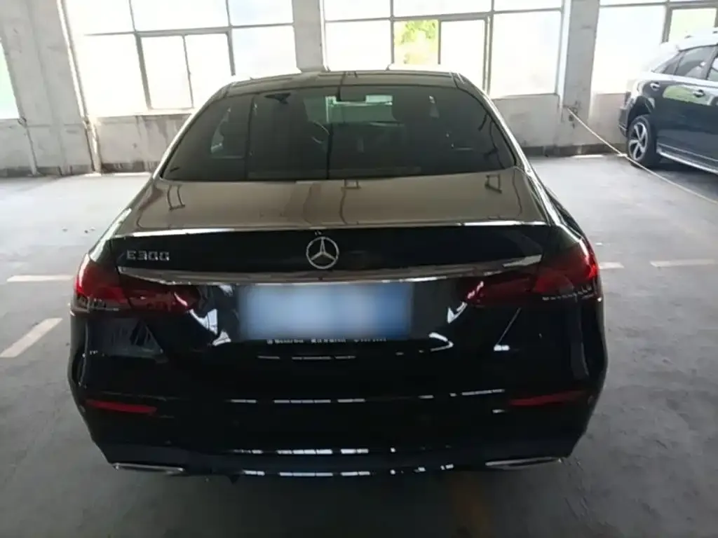 Mercedes-Benz E-Class (Import) — фото 7