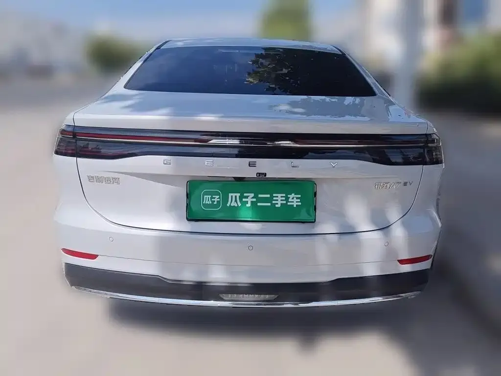 Geely 银河A7 EV — фото 3