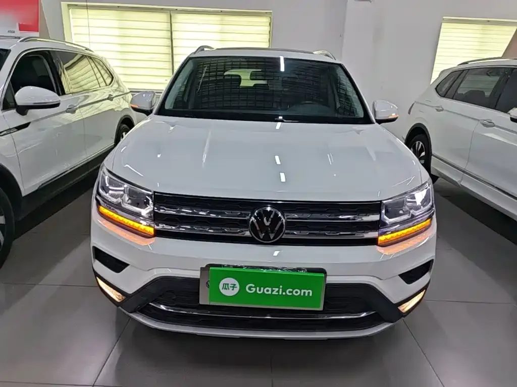 Volkswagen Tharu — фото 8
