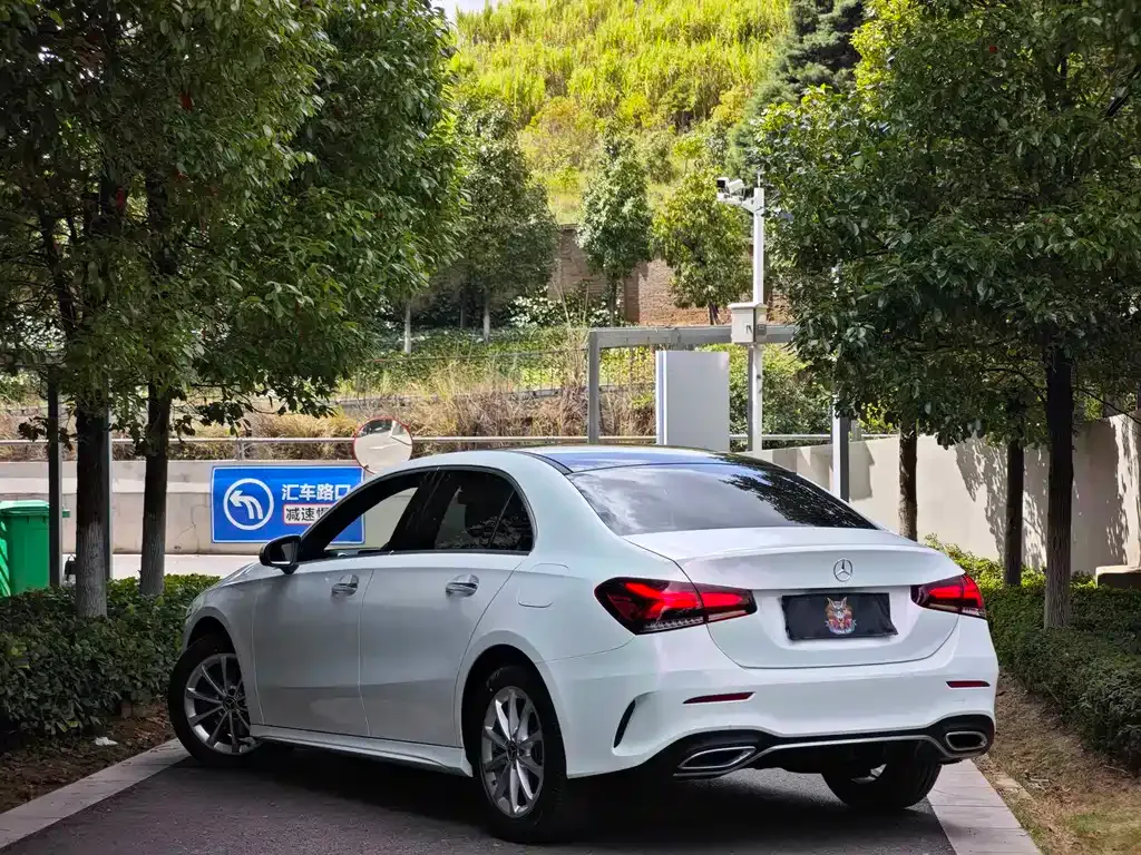 Mercedes-Benz A-Class — фото 4