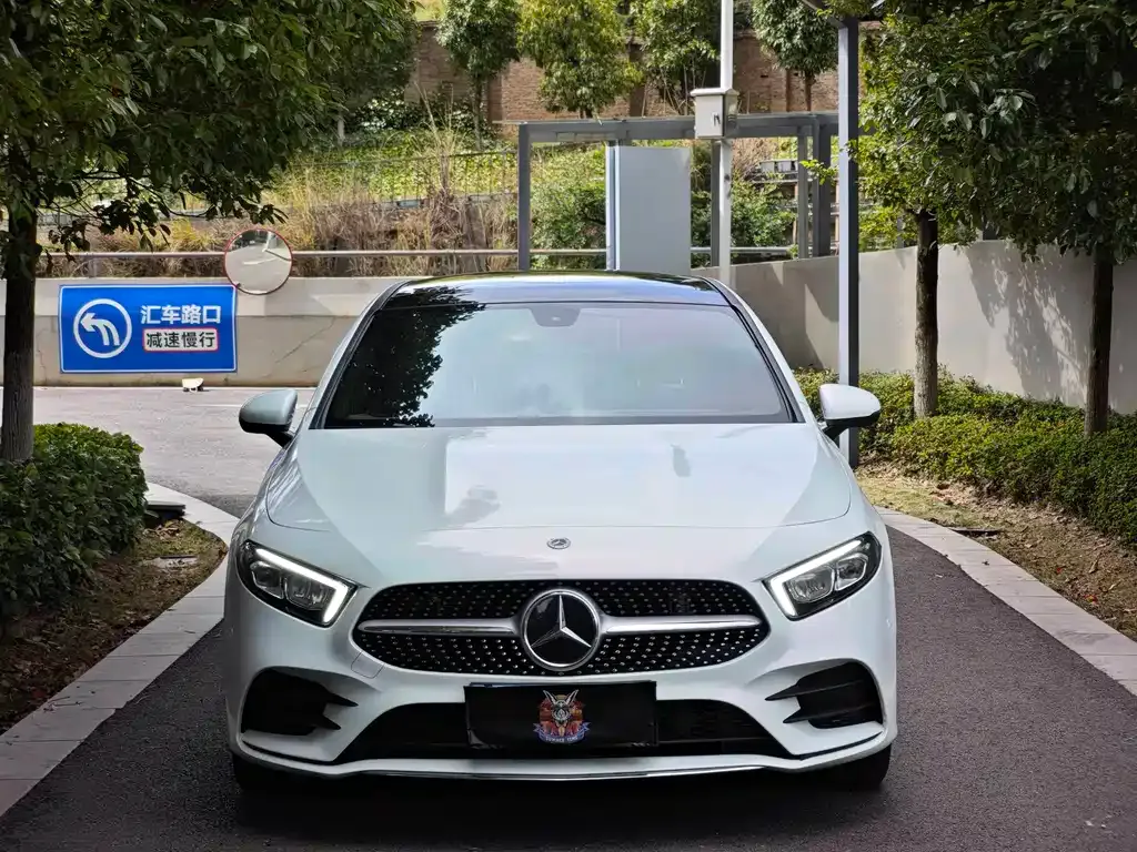 Mercedes-Benz A-Class — фото 9