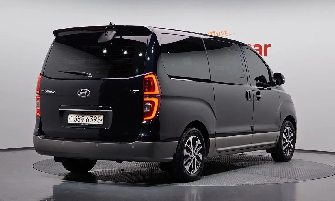 Hyundai Starex — фото 8