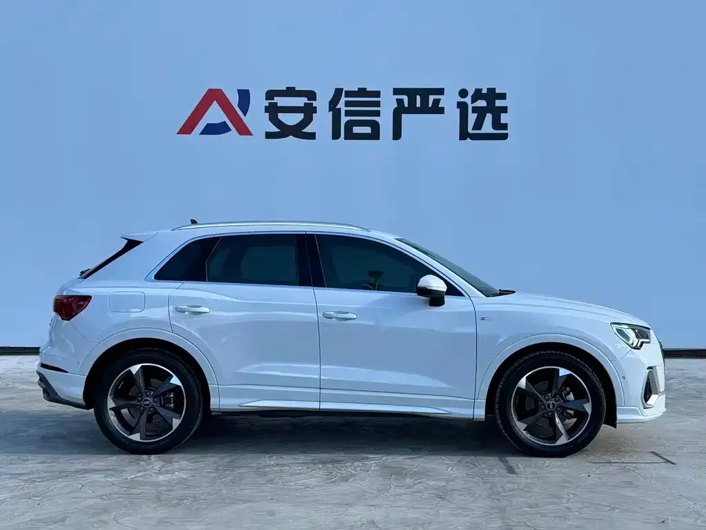 Audi Q3 — фото 3