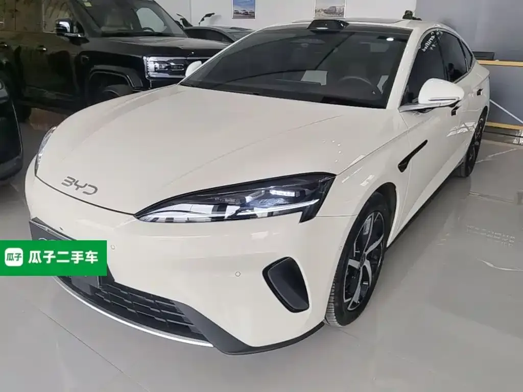 BYD Seal 07 DM-i — фото 1