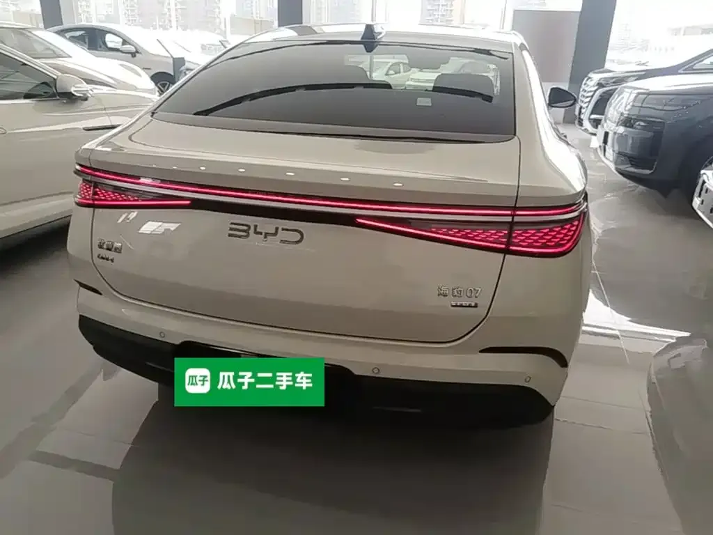 BYD Seal 07 DM-i — фото 4