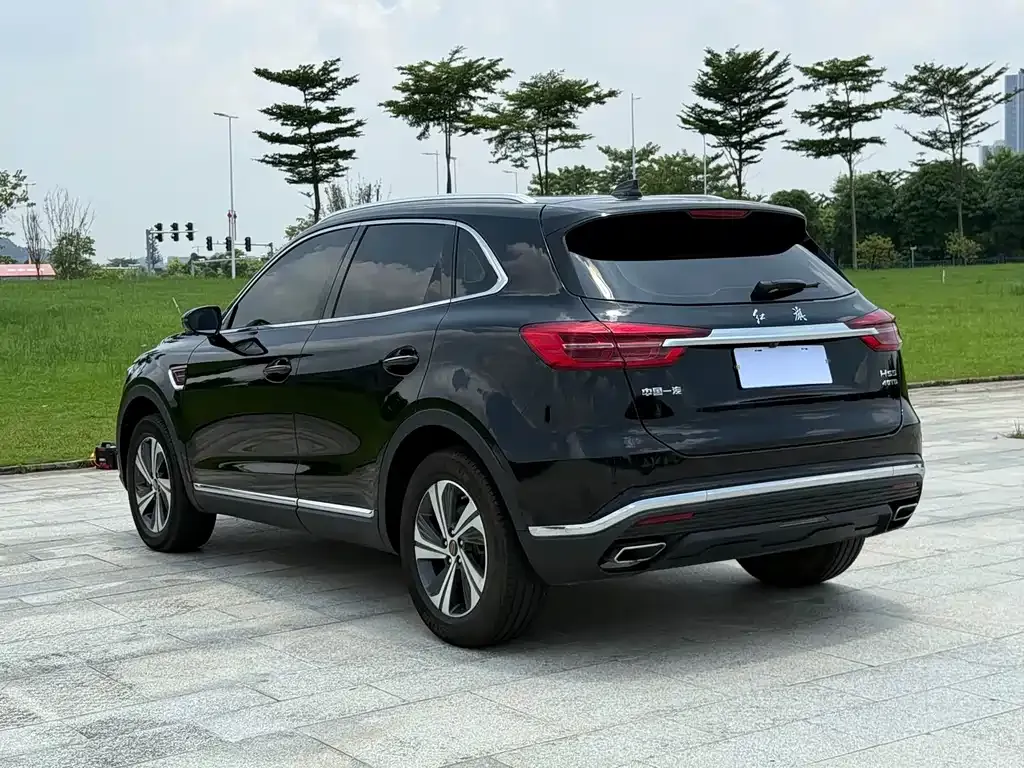 Hongqi HS5 — фото 3