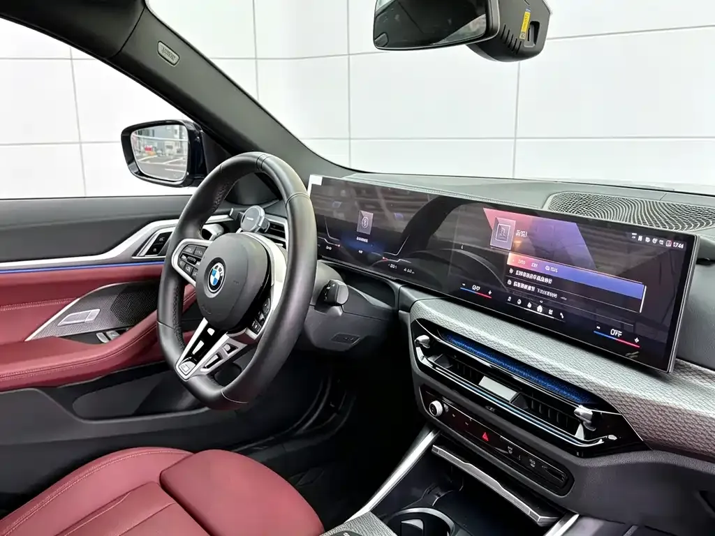 BMW i4 — фото 9