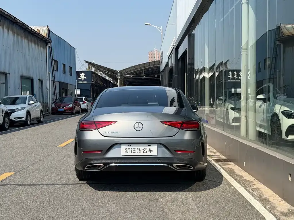 Mercedes-Benz CLS — фото 10