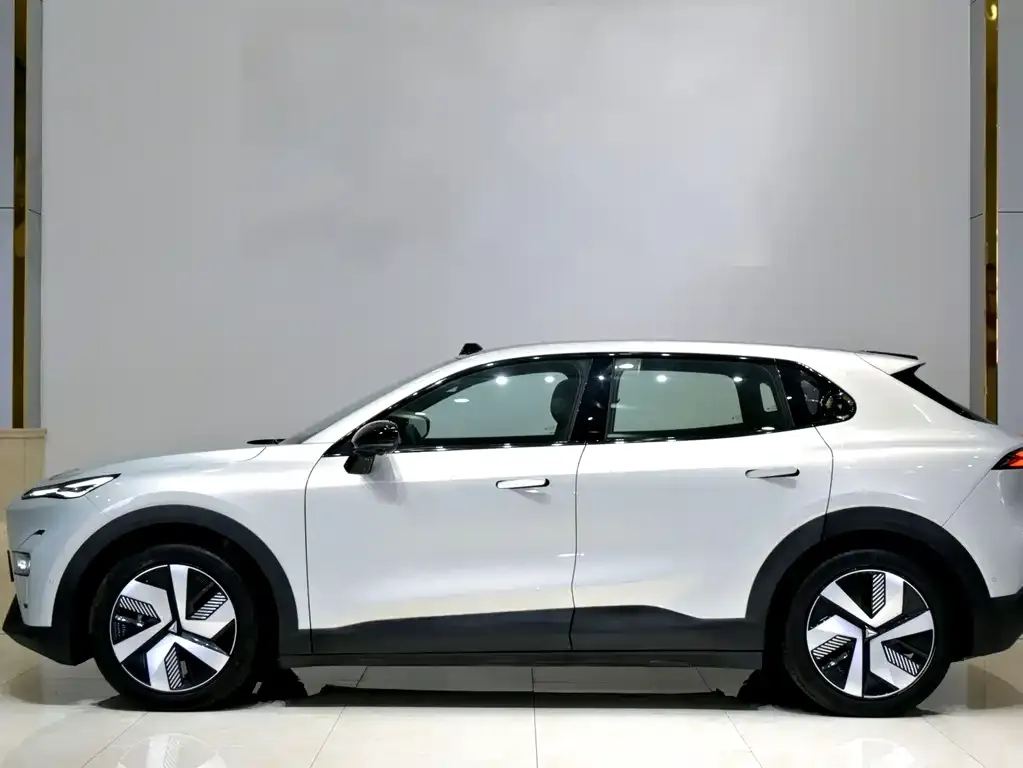 Deepal S05 — фото 10