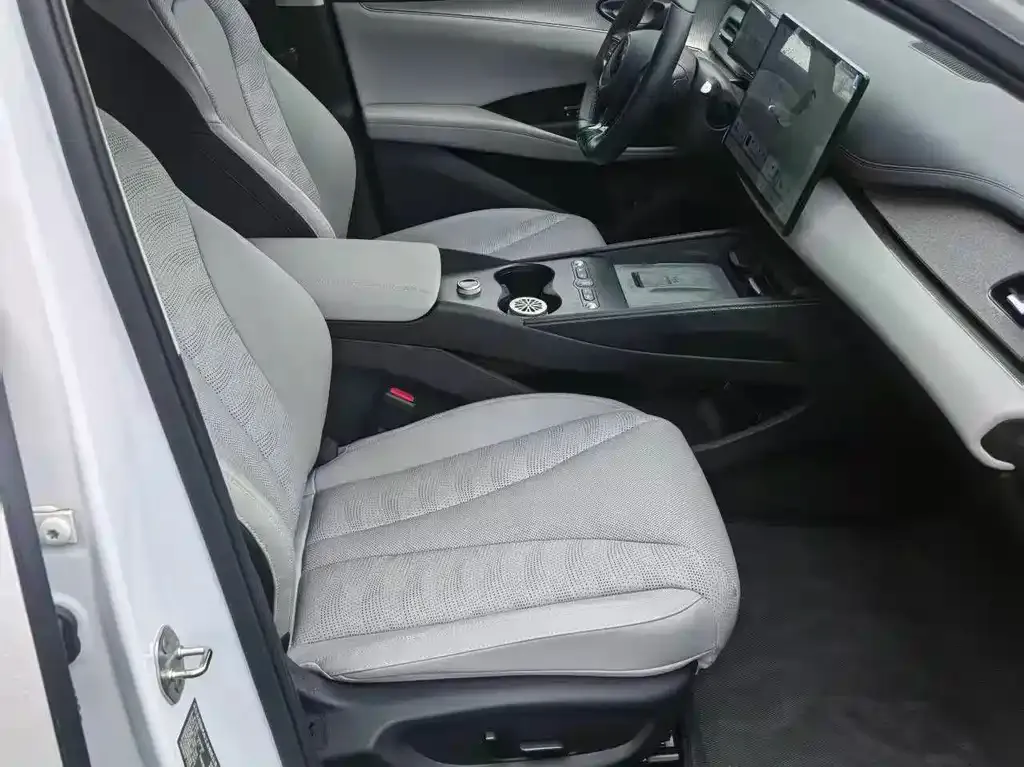 BYD Seal 06 DM-i Touring — фото 4