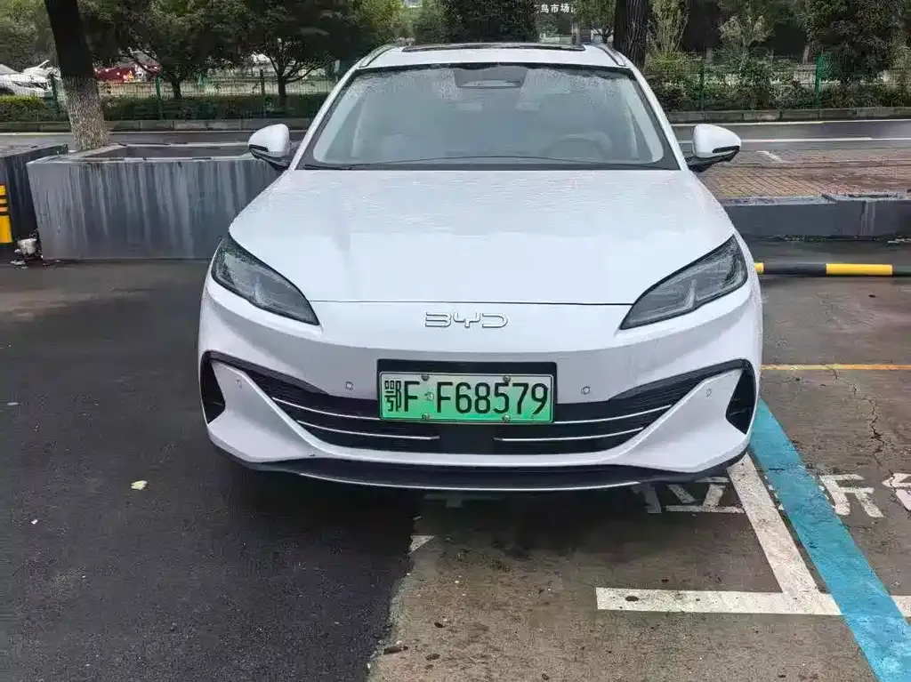 BYD Seal 06 DM-i Touring — фото 2