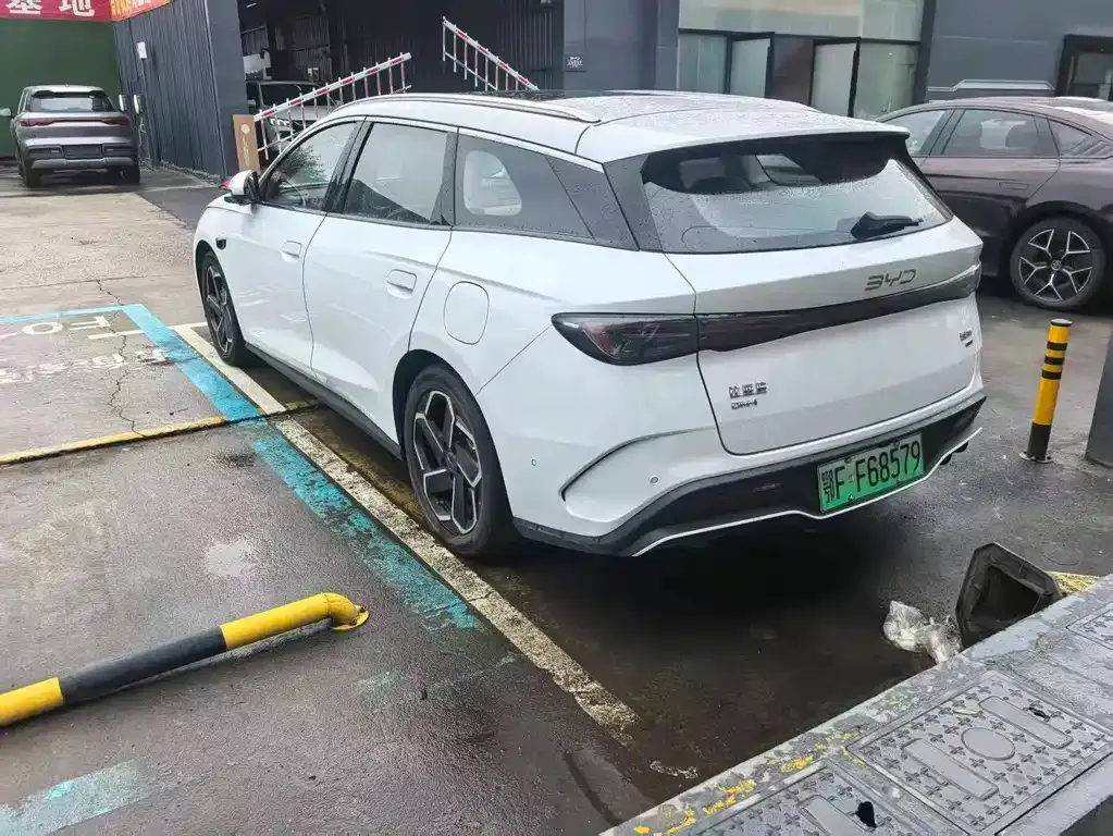 BYD Seal 06 DM-i Touring — фото 10