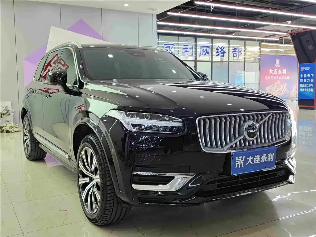 Volvo XC90 — фото 7
