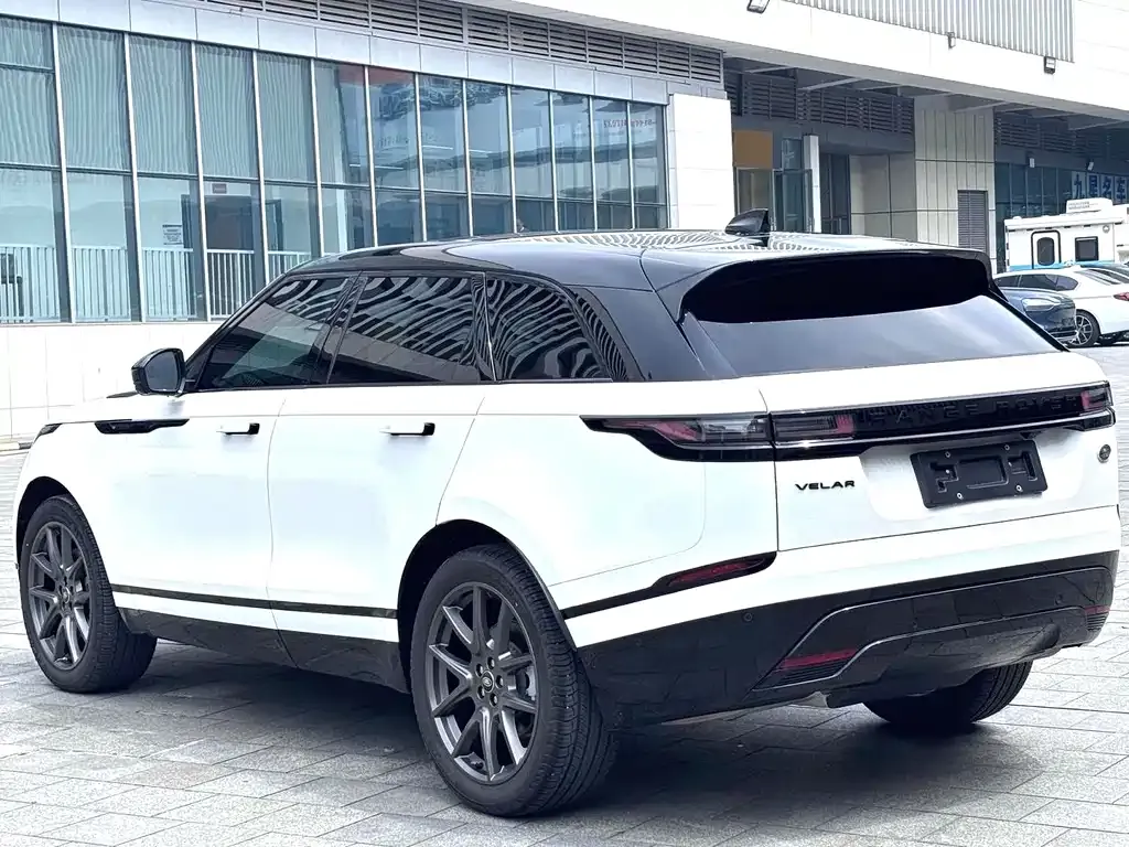 Land Rover Velar — фото 10