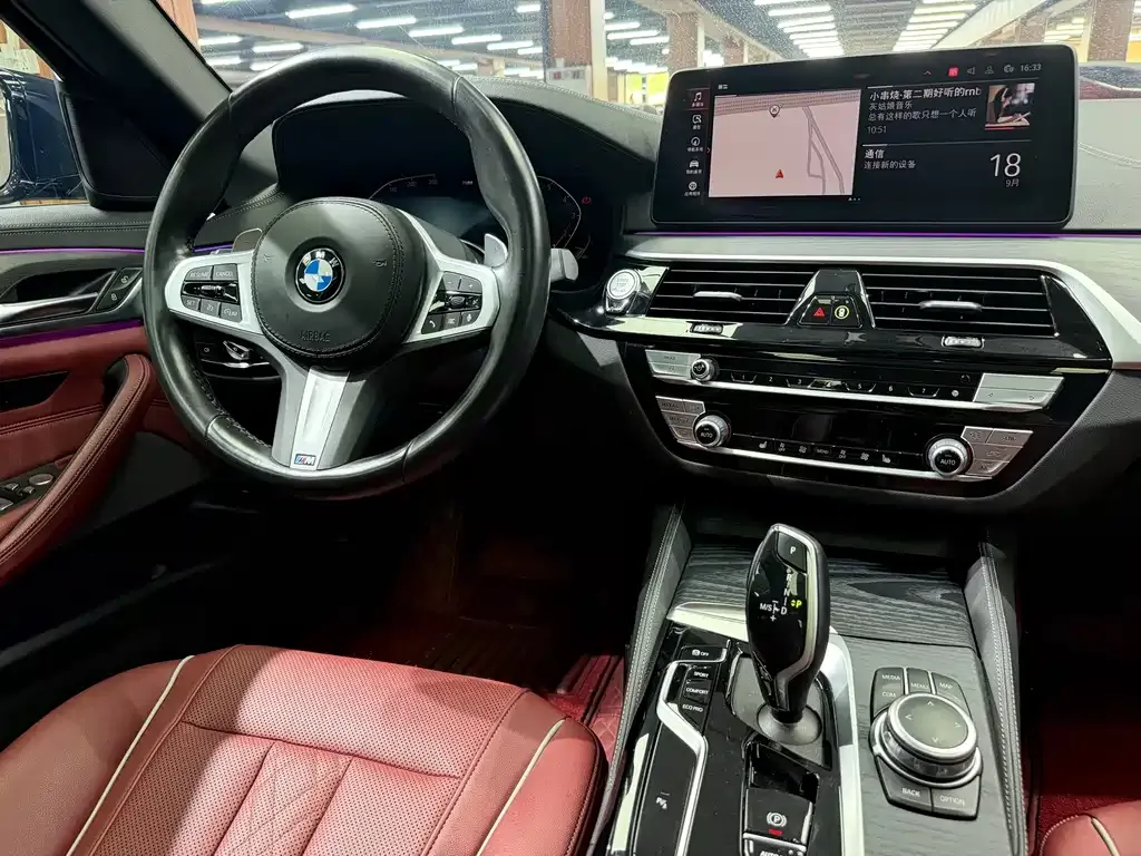 BMW 5 Series — фото 9