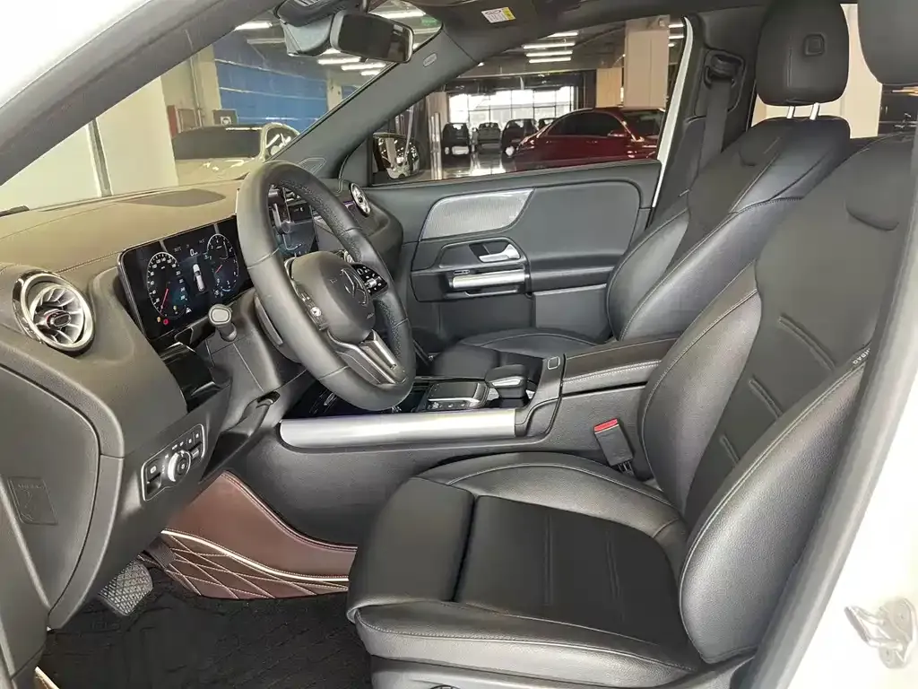 Mercedes-Benz GLA — фото 4