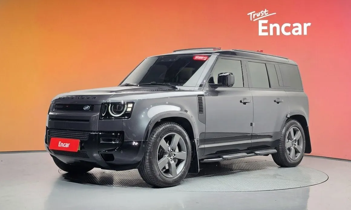 Land Rover Defender — фото 1