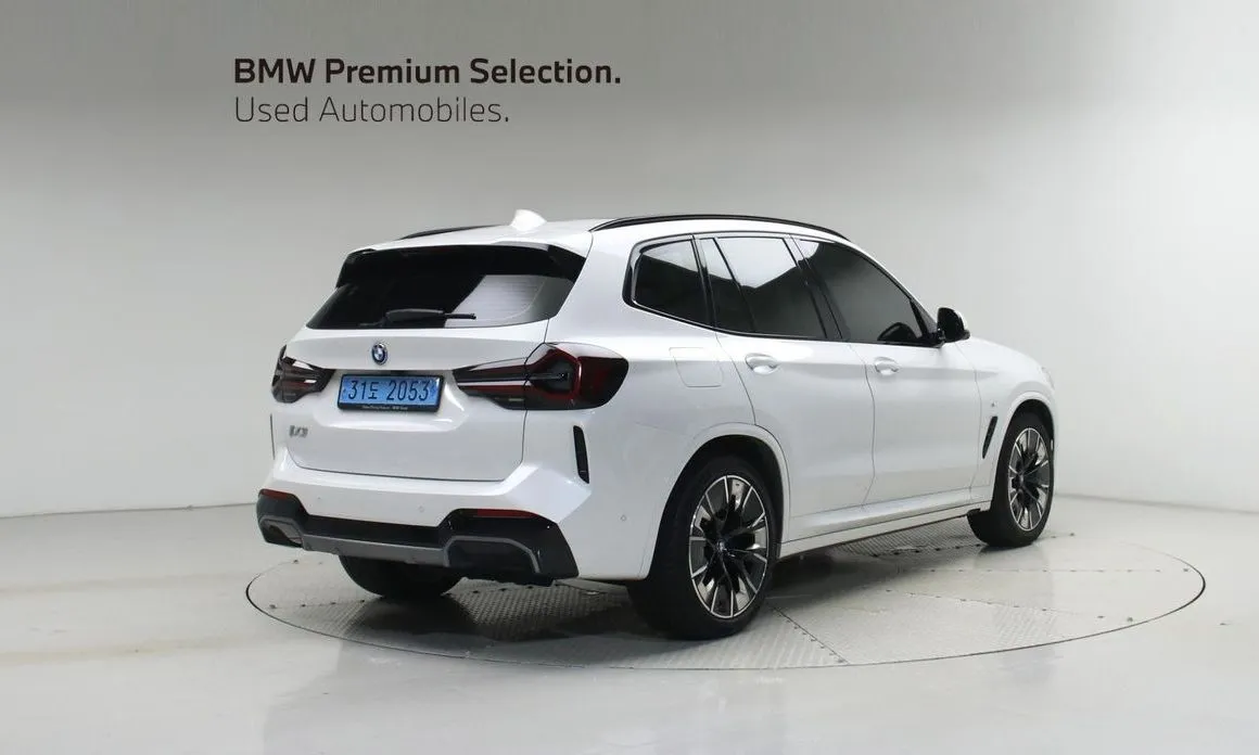BMW iX3 — фото 3