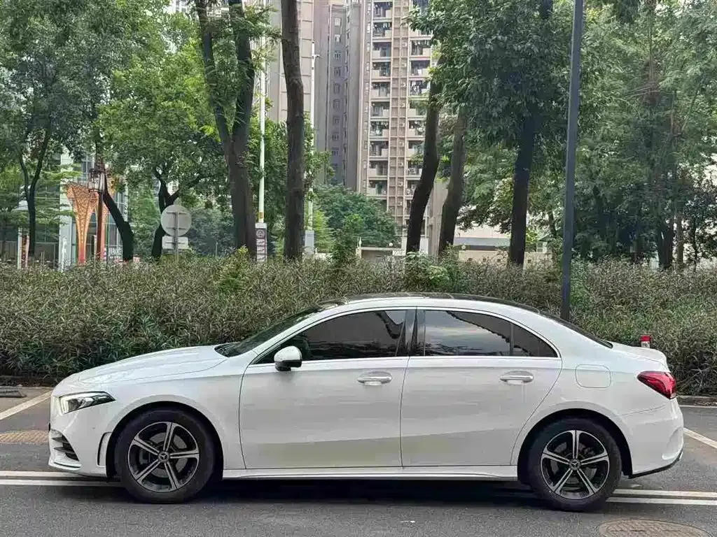Mercedes-Benz A-Class — фото 10