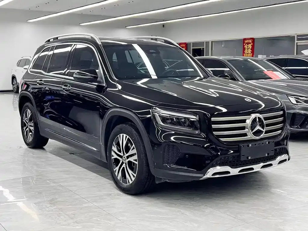 Mercedes-Benz GLB — фото 7