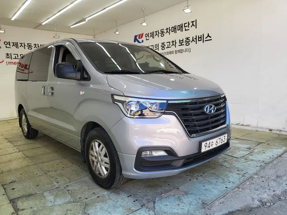 Hyundai Starex — фото 5