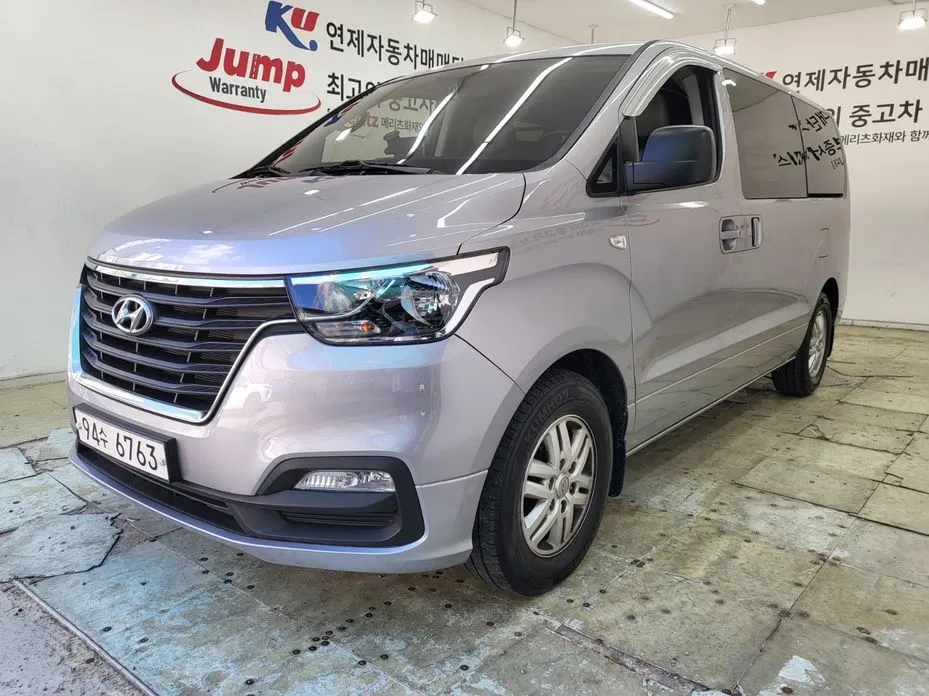 Hyundai Starex — фото 4