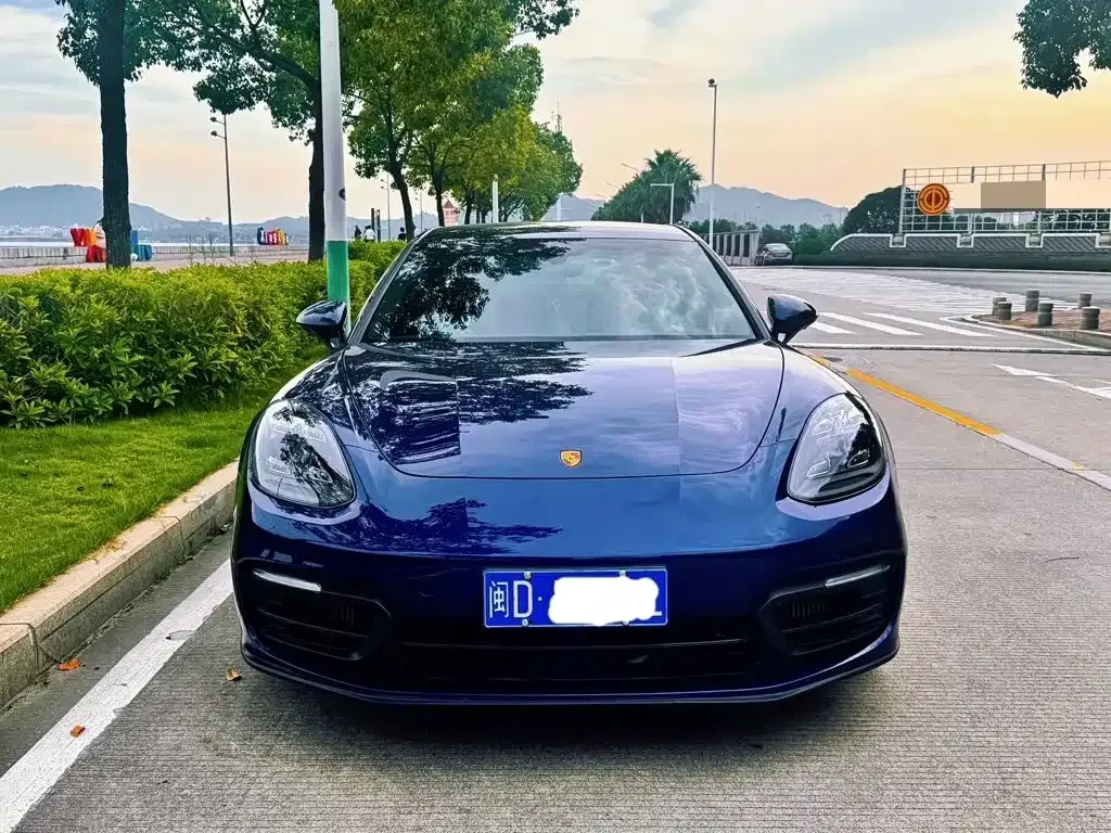 Porsche Panamera — фото 10