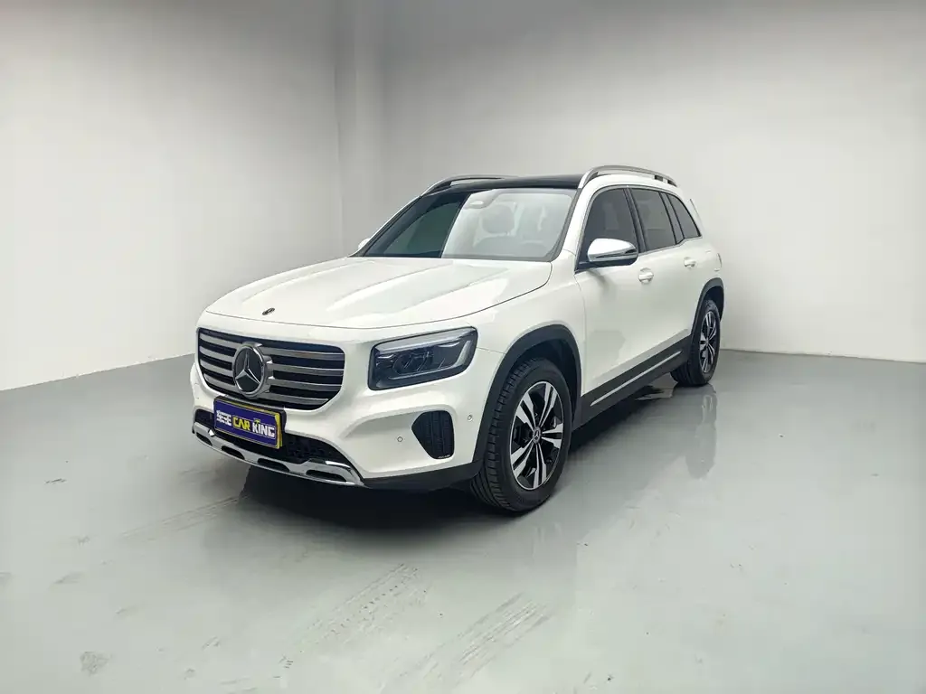 Mercedes-Benz GLB — фото 1