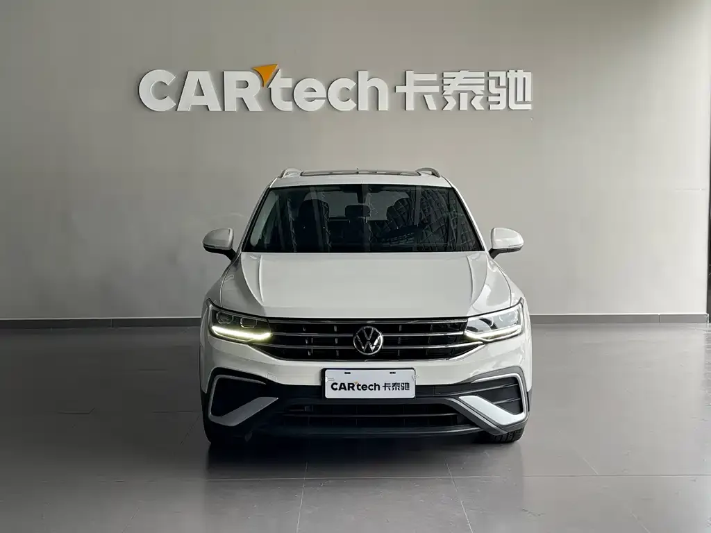 Volkswagen Tiguan L — фото 5