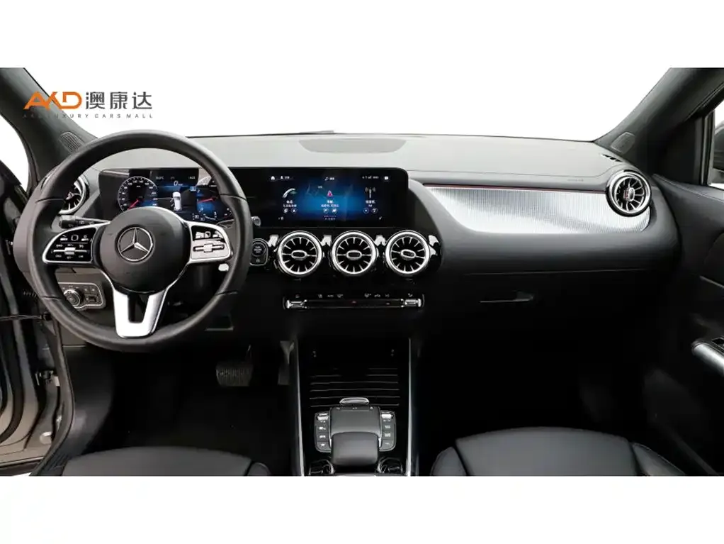Mercedes-Benz GLA — фото 6