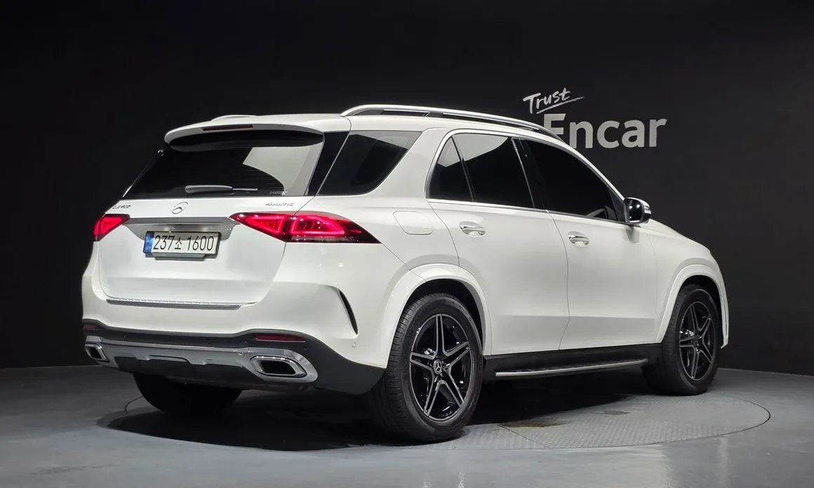 Mercedes-Benz GLE-Class — фото 4
