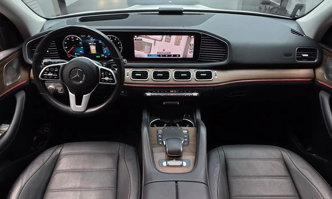 Mercedes-Benz GLE-Class — фото 7