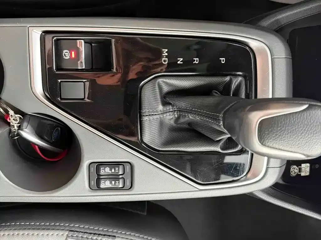 Subaru Crosstrek — фото 10