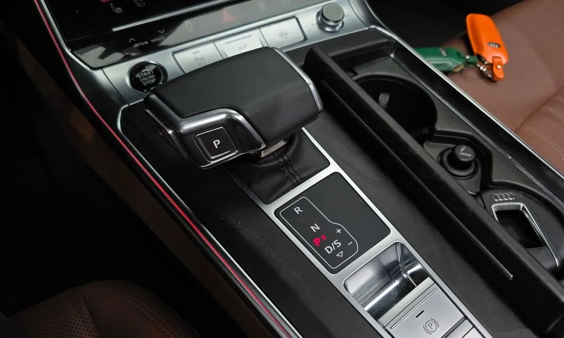 Audi A6 — фото 4