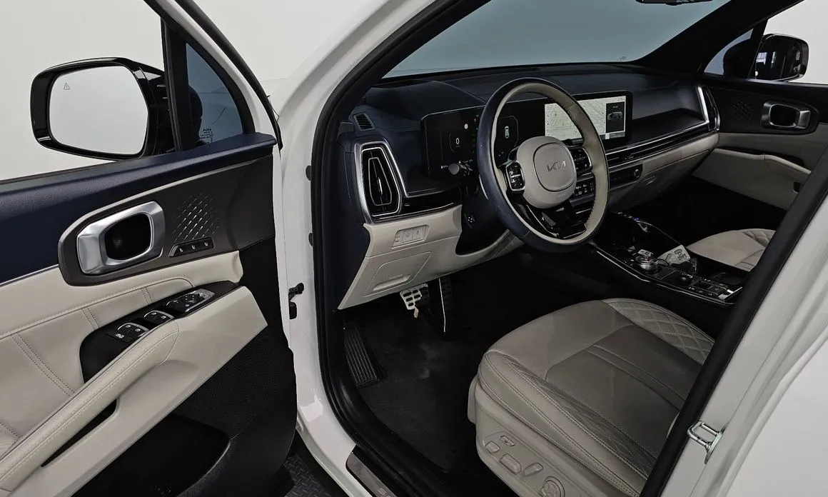 Kia Sorento — фото 10