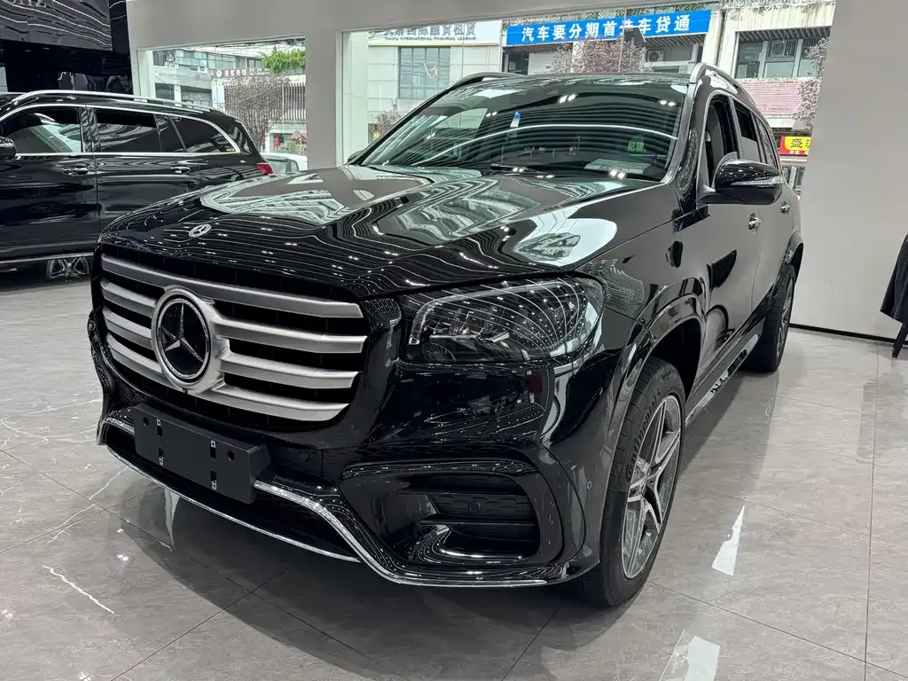 Mercedes-Benz GLS — фото 1