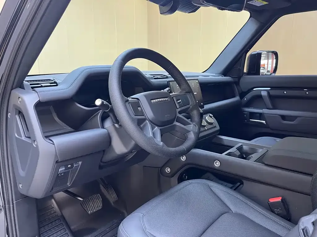 Land Rover Defender — фото 8
