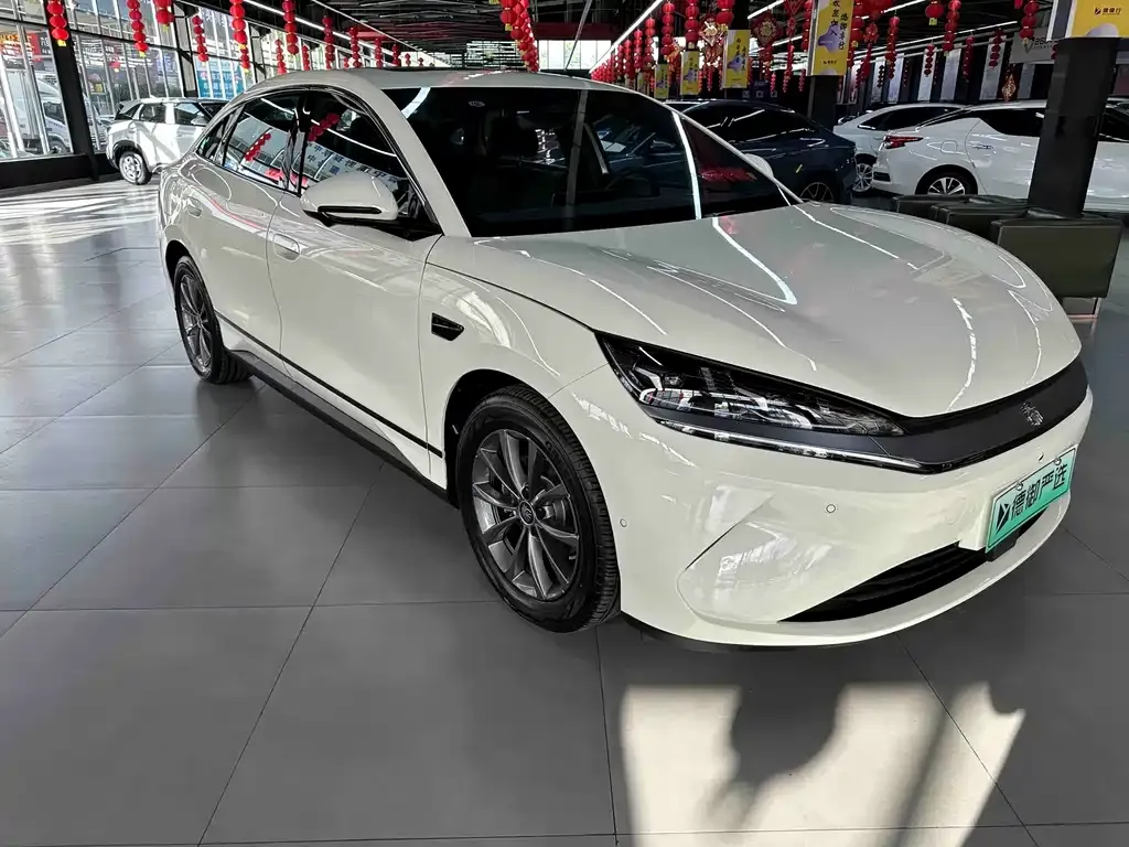BYD Qin L — фото 3