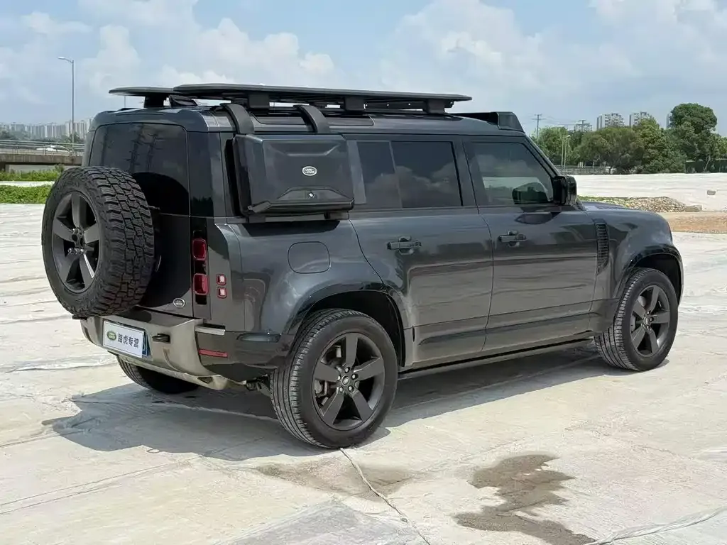 Land Rover Defender — фото 2