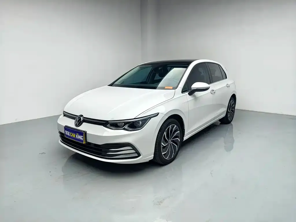 Volkswagen Golf — фото 1