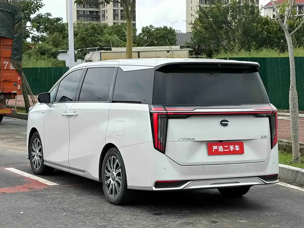 GAC Motor Trumpchi E9 — фото 6
