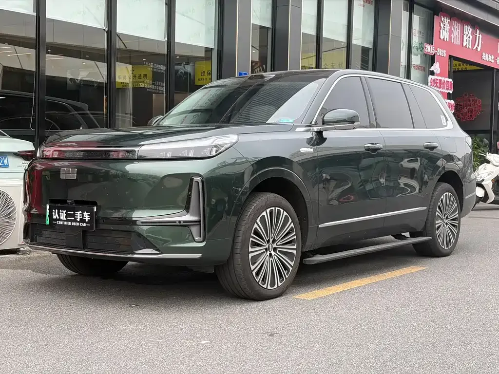 Geely Galaxy M9 — фото 1