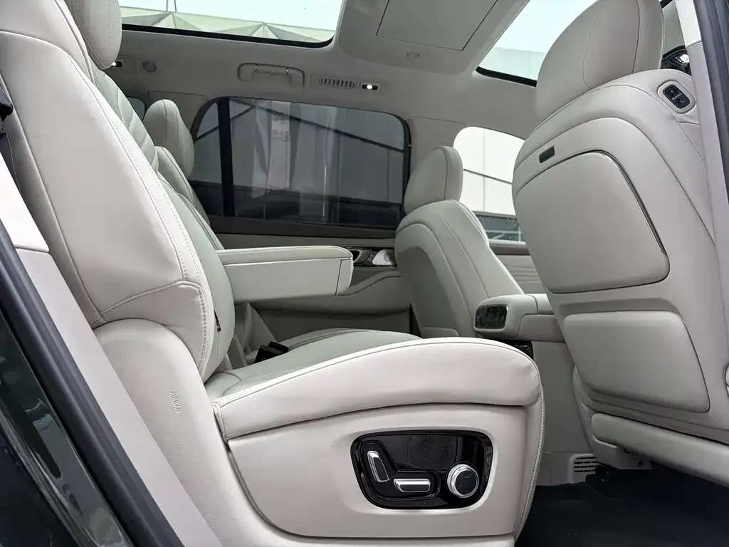 Geely Galaxy M9 — фото 8