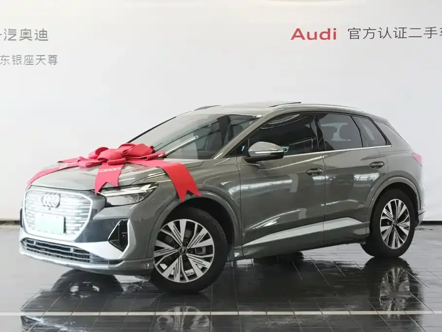 Audi Q4 e-tron — фото 3